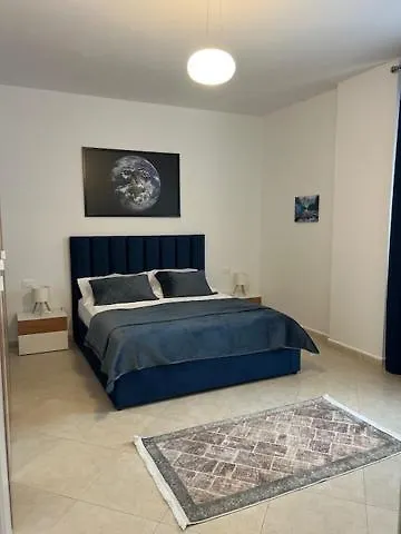 Apartment Elegante Center *