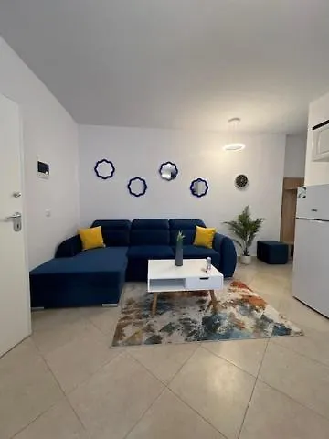 Apartment Elegante Center *